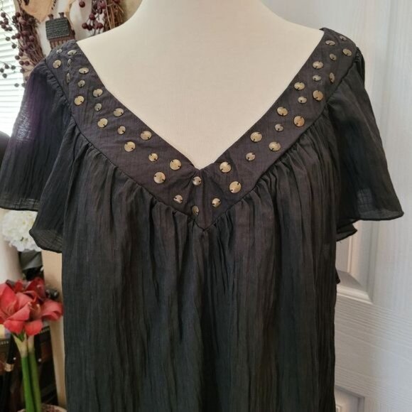 Sere Nade Top Black Crinkle Black Size 1X 1XL Embellished Stone V Neck Formal - Picture 4 of 9